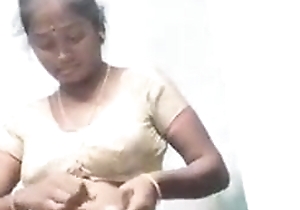 Madurai hot tamil aunty madhumitha way her in one's birthday suit body