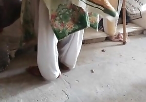 Pakistani grandma (daadi)
