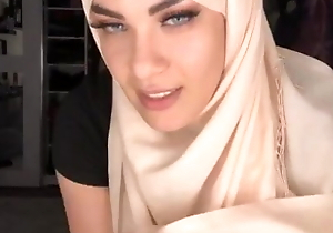 Arab sweeping enervating a hijab more leggings, big boobs