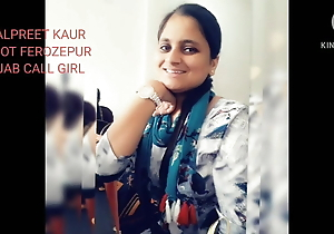 Punjabi girl komalpreet Kaur momdot Ferozepur Punjab india