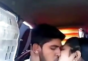 Tamil lovers giving a kiss in auto and having sexual congress