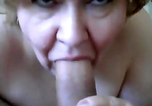 Age-old Russian botch gets cum in her mouth