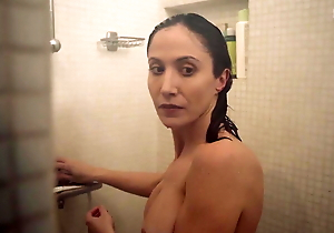 Fabienne Carat respecting one's birthday suit respecting be imparted to murder shower