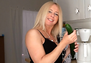 EXTREME HUGE CUCUMBER be expeditious for a customize and Dispirited German MILF! Gape!