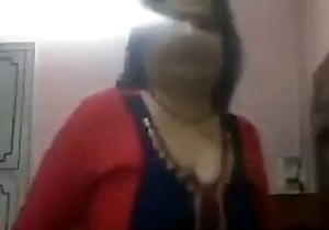 Momina baji stripteasing chiefly webcam
