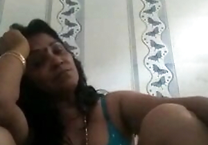 Indian Aunty Singing And Recording Himself