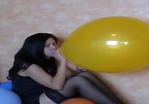 Sexy Girl Pop Balloons-More on SEXGIRLPORNCAM.com