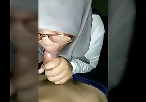 Bokep Indonesia Hijab Blowjob - sex dusting porno sexjilbab