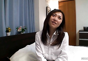 Japanese Mature Mom seduce concerning Be captivated by and Creampie with reference to Gorged JAV Porn